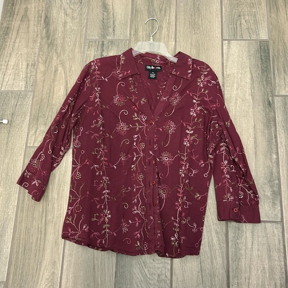 Style & co embroidered top with 3/4 sleeves - Picture 1 of 4